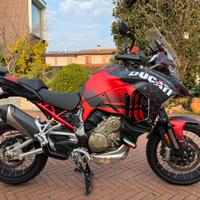 Multistrada V4 livrea speciale