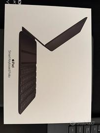 SMART KEYBOARD FOLIO