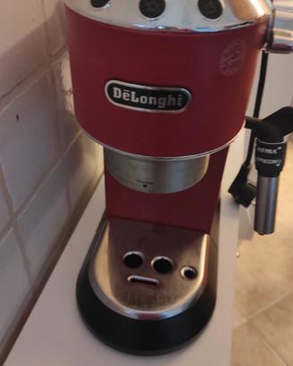 dedica de longhi macchina caffè e cappuccino15 bar