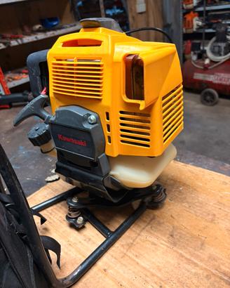 Decespugliatrore  kavasaki tj 53 e spalleggiato
