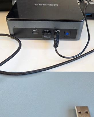 Geekom Air 11 Mini Pc