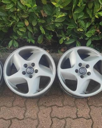Cerchi in lega 16” Originali Volvo