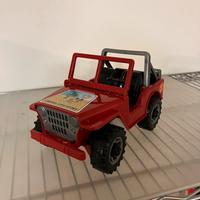 Jeep giocattolo