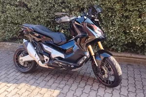 x-adv 750