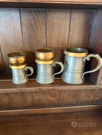 Set di boccali in oeltro d’epoca.