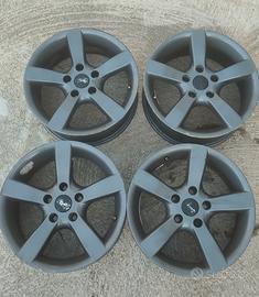 Cerchi da 16 per Honda e Freelander 