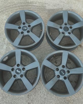 Cerchi da 16 per Honda e Freelander 