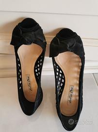 Scarpe spuntate Julie Dee 