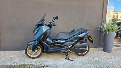 Yamaha X-Max 300 TECH MAX