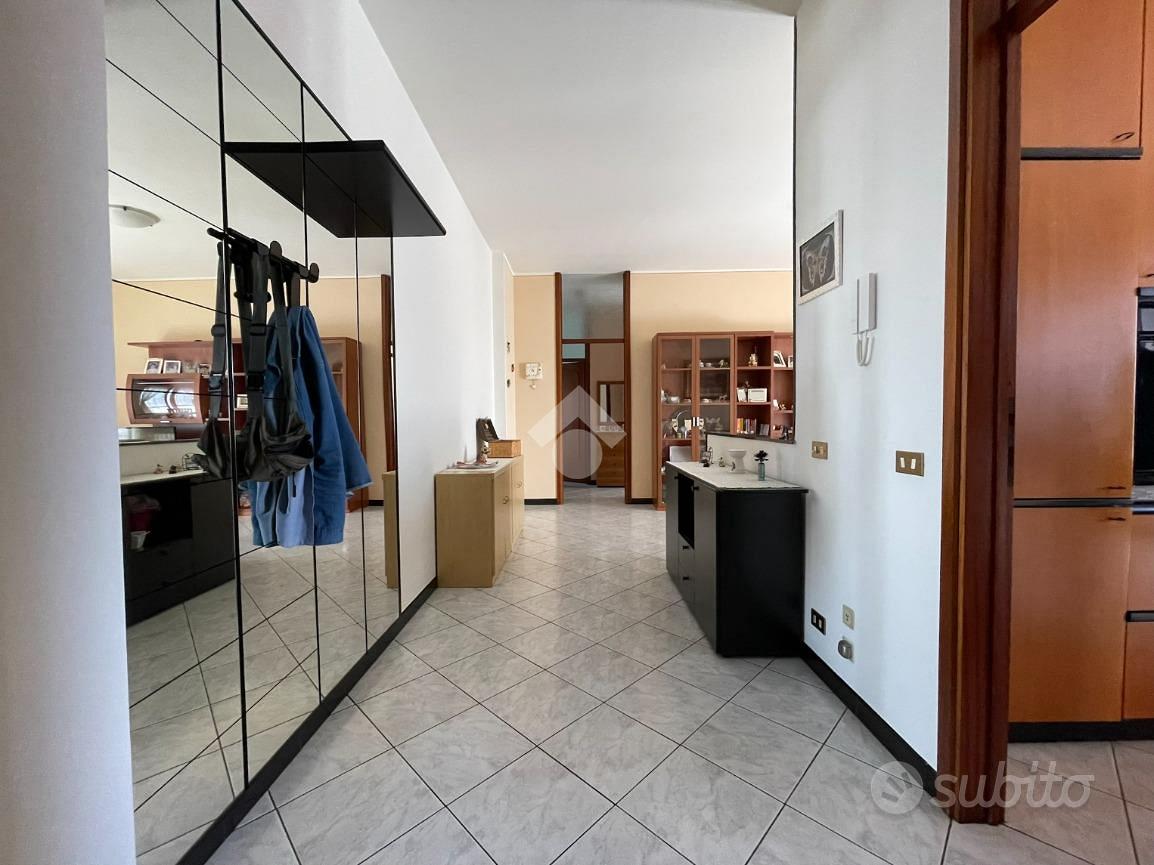 Appartamento – Madone, Bergamo - Vista 2