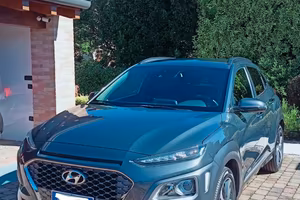 Auto Hyundai Kona