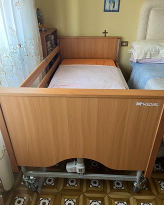 Letto ortopedico elettrico NUOVO