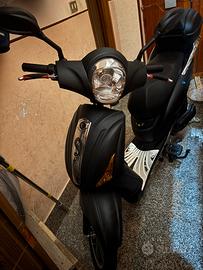 Z-tech 500W elettrica - nero opaco - pari a nuova-