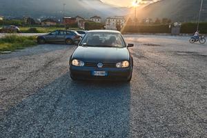 Volkswagen Golf 4