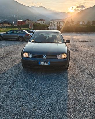 Volkswagen Golf 4