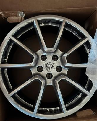 Cerchi originali Porsche da 20” – Macan – Sportivi