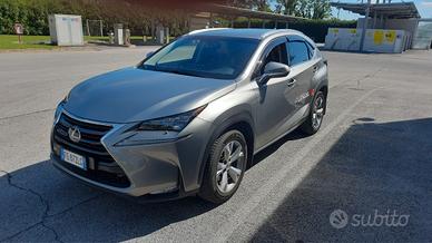 Lexus nx300h Luxury GPL 2016