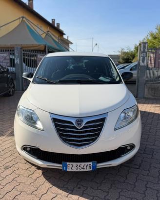 Lancia Ypsilon 1.3 MJT 16V 95 CV 5 porte S&S Elle