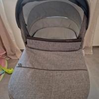 Trio inglesina aptica