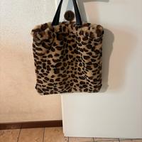 Borsa in eco pelliccia Sisley