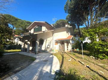 PORZIONE DI TRIFAMILIARE A RAVENNA