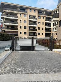BOX AUTO di fronte Polo Zanotto