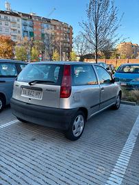 PUNTO DEL 1999 CON SISTEMA MOVE-IN