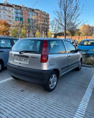 PUNTO DEL 1999 CON SISTEMA MOVE-IN