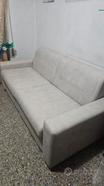 Divano letto in ecopelle