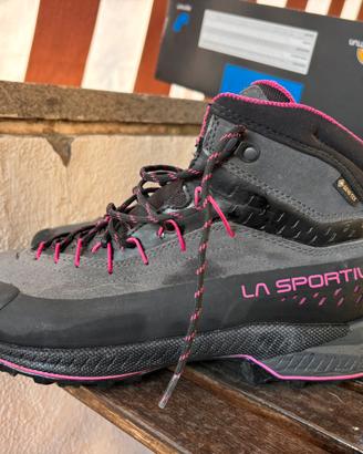 Scarpe trekking