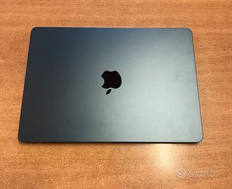 Mac book M2 2022