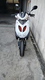 Yamaha Aerox 50 - 2011