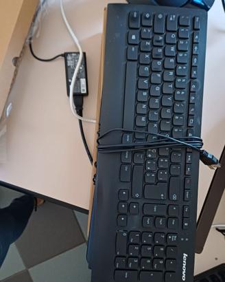 Tastiera cavo USB