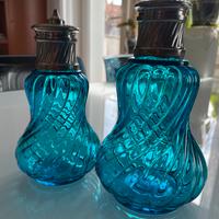 Flaconi in vetro blu