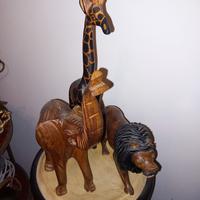 Set statuine di animali africane intagliati a mano