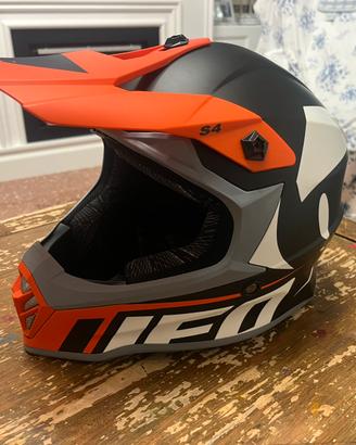 Casco motocross nuovo, usato 2 volte