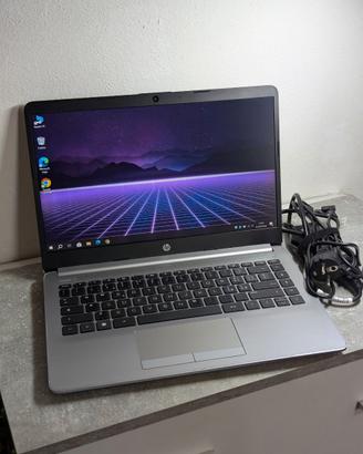 Laptop HP 245 G8 Amd Athlon / 8GB ram / SSD 128GB