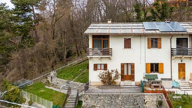 PORZIONE DI TRIFAMILIARE A BOSCO CHIESANUOVA