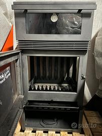 STUFA A LEGNA TKS 15kw VENTILATA con SCALDAVIVANDE