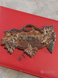 Targhetta cucina in metallo. 