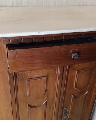 credenza a due ante 