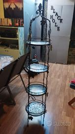 Fioriera in ferro battuto