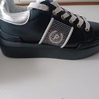 Scarpe pollini