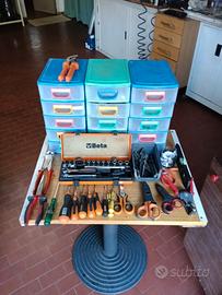 materiale per elettricista 