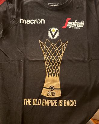 Quattro maglie Virtus Basket Bologna