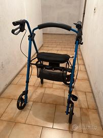 Rollator per anziani, richiudibile