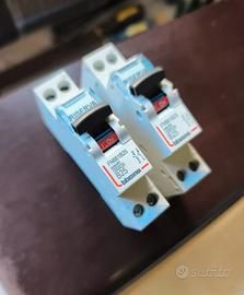 2 interruttori magnetotermico a 1 polo curva B
