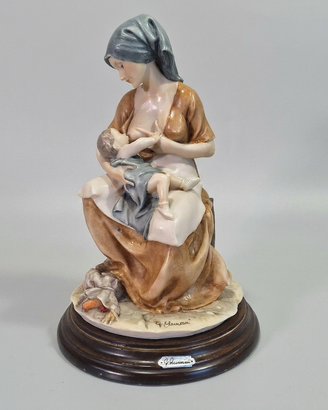 Scultura Giuseppe Armani Maternità