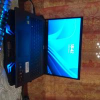 Laptop gaming perfetto per giocare e studiare