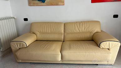 DIVANO DUE POSTI 